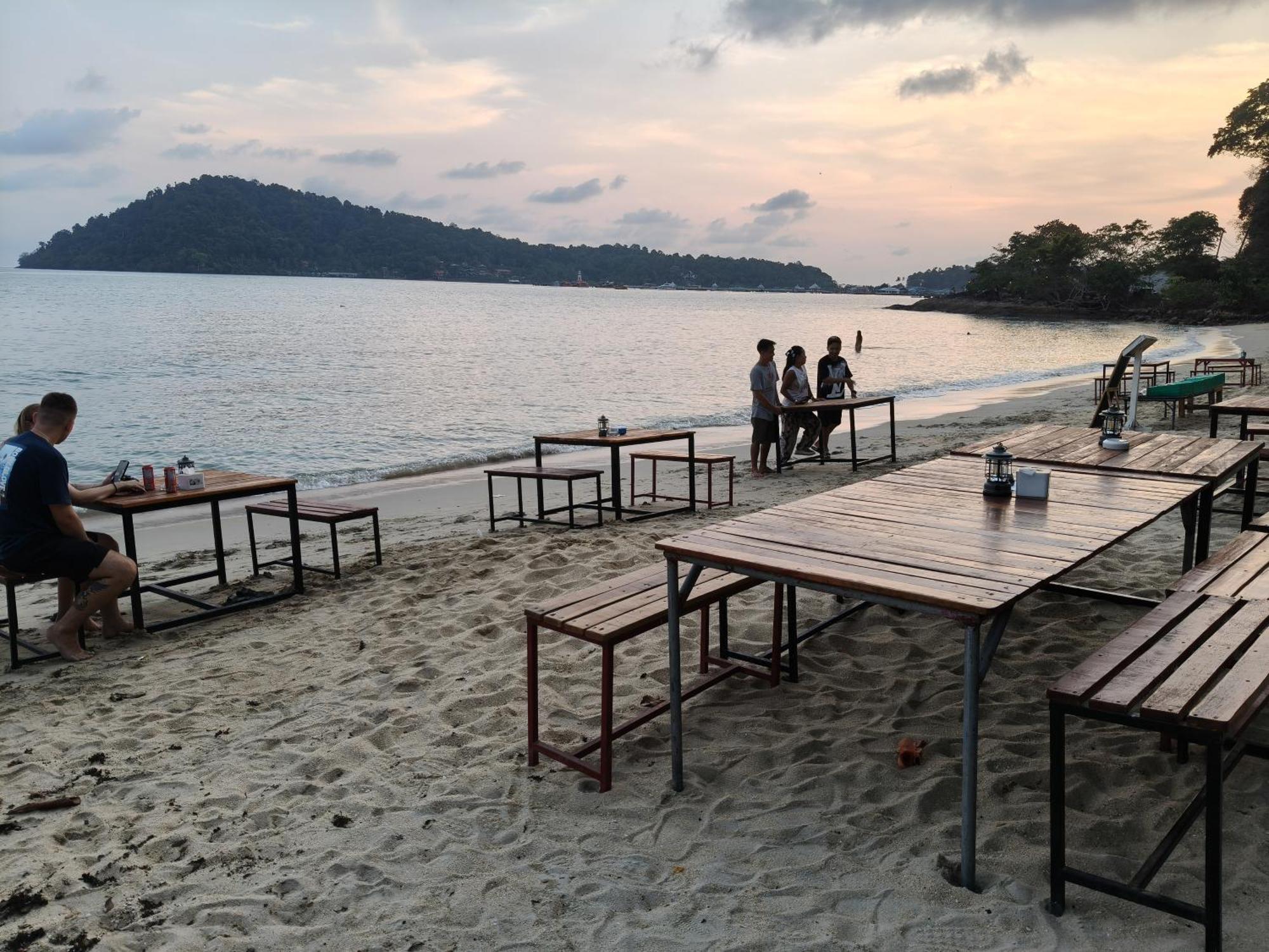 Yuyu Golden Beach Koh Chang Buitenkant foto